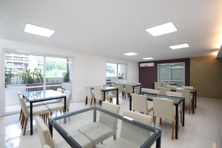 Apartamento à venda com 80m², 2 quartos e 1 vagaSalão de Festas