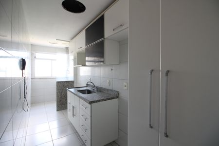 Apartamento à venda com 80m², 2 quartos e 1 vagaCozinha