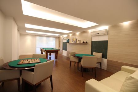 Apartamento à venda com 80m², 2 quartos e 1 vagaSala de Jogos