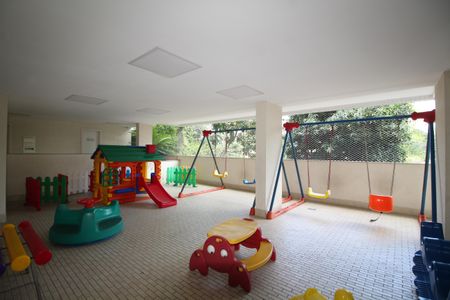 Apartamento à venda com 80m², 2 quartos e 1 vagaPlayground