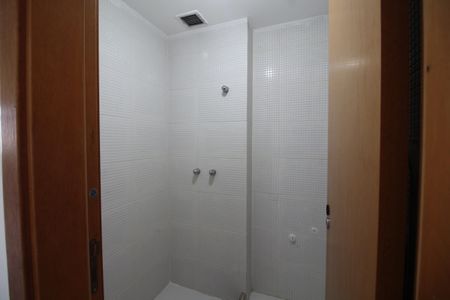 Apartamento à venda com 80m², 2 quartos e 1 vagaBanheiro de Serviço