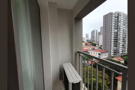 Studio à venda com 28m², 1 quarto e sem vaga Studio à venda com 28m², 1 quarto e sem vagaVaranda do quarto
