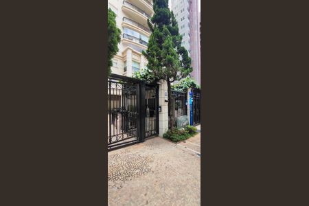 Apartamento para alugar com 74m², 2 quartos e 1 vagaFachada