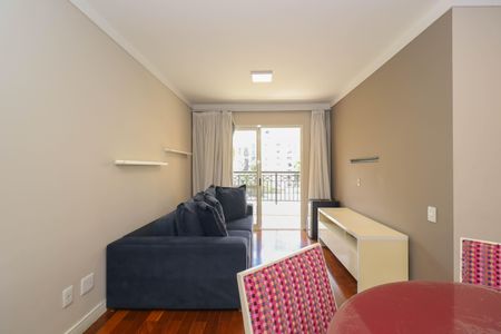 Sala de apartamento para alugar com 2 quartos, 74m² em Cerqueira César, São Paulo