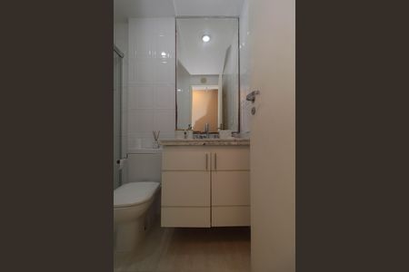 Apartamento para alugar com 74m², 2 quartos e 1 vagaBanheiro
