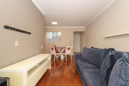 Apartamento para alugar com 74m², 2 quartos e 1 vagaSala