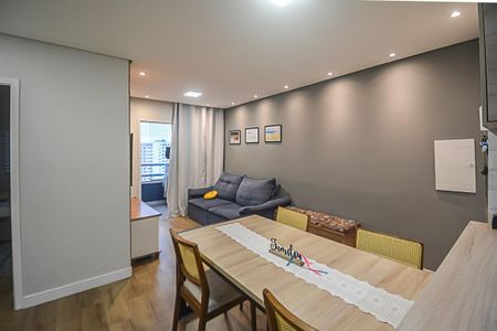 Sala de apartamento à venda com 3 quartos, 70m² em Baeta Neves, São Bernardo do Campo