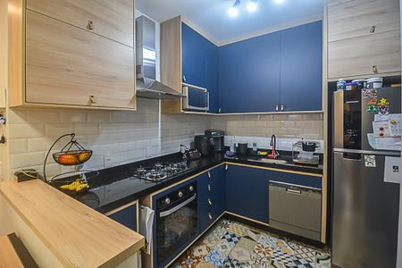 Apartamento à venda com 70m², 3 quartos e 2 vagasCozinha