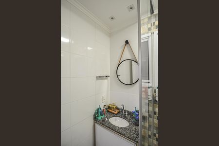 Apartamento à venda com 70m², 3 quartos e 2 vagasBanheiro