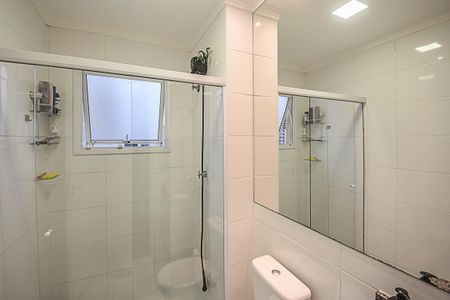 Apartamento à venda com 70m², 3 quartos e 2 vagasBanheiro da Suíte