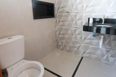 Casa à venda com 92m², 3 quartos e 2 vagasBanheiro da Suíte