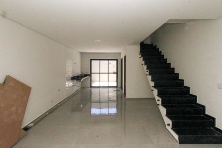 Sala de casa à venda com 3 quartos, 130m² em Vila Carrão, São Paulo