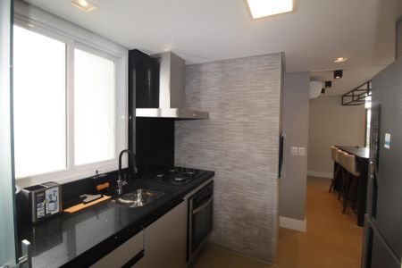 Apartamento à venda com 92m², 3 quartos e 2 vagasCozinha