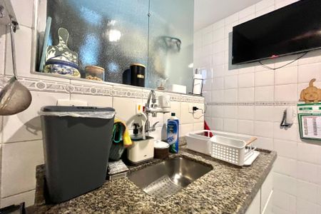 Apartamento para alugar com 65m², 2 quartos e 1 vagaCozinha