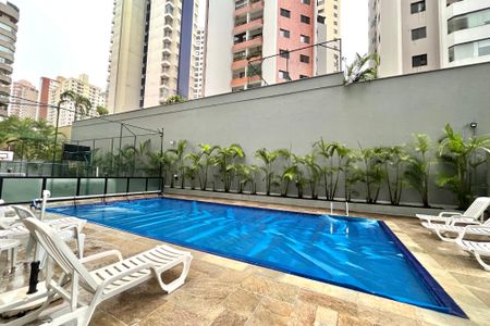 Apartamento para alugar com 65m², 2 quartos e 1 vagaÁrea comum - Piscina