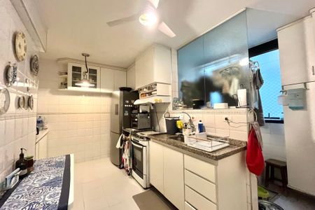 Apartamento para alugar com 65m², 2 quartos e 1 vagaCozinha