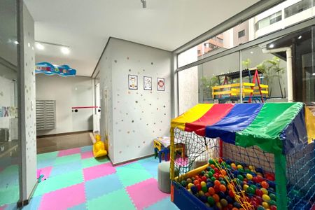 Apartamento para alugar com 65m², 2 quartos e 1 vagaÁrea comum