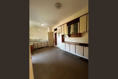 Cozinha de apartamento à venda com 3 quartos, 150m² em Icaraí, Niterói