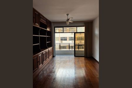 Sala de apartamento à venda com 3 quartos, 150m² em Icaraí, Niterói