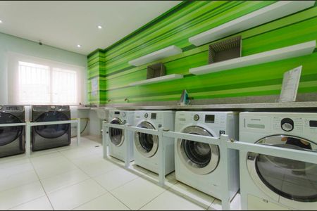 Apartamento à venda com 52m², 2 quartos e 1 vaga Apartamento à venda com 52m², 2 quartos e 1 vagaÁrea Comum - Lavanderia