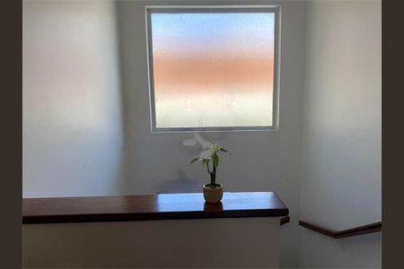 Casa à venda com 183m², 3 quartos e 2 vagas