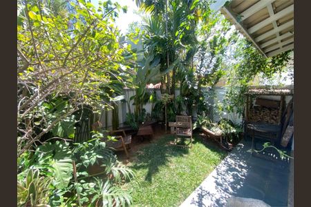 Casa à venda com 183m², 3 quartos e 2 vagas