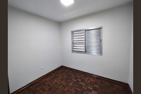 Casa à venda com 3 quartos, 130m² em Parque São Lucas, São Paulo