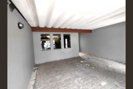 Casa à venda com 3 quartos, 130m² em Parque São Lucas, São Paulo