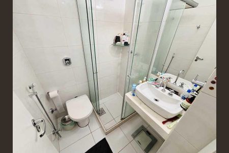 Apartamento à venda com 65m², 2 quartos e 1 vaga