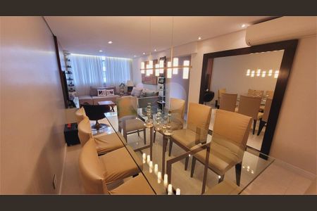 Apartamento à venda com 117m², 3 quartos e 1 vaga