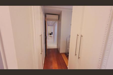 Apartamento à venda com 117m², 3 quartos e 1 vaga