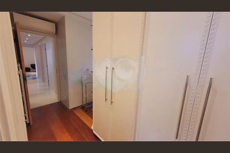 Apartamento à venda com 117m², 3 quartos e 1 vaga