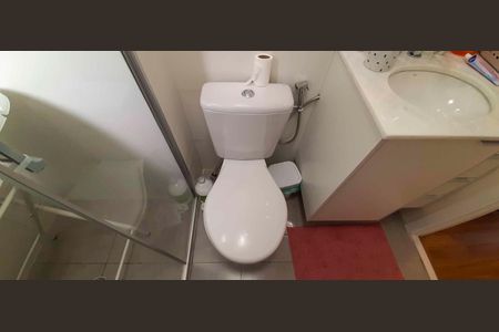 Apartamento à venda com 48m², 2 quartos e 1 vaga Apartamento à venda com 48m², 2 quartos e 1 vagaBanheiro da Suíte