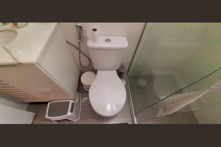 Apartamento à venda com 48m², 2 quartos e 1 vaga Apartamento à venda com 48m², 2 quartos e 1 vagaBanheiro Social