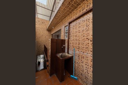 Casa à venda com 80m², 3 quartos e 1 vagaÁrea de Serviço