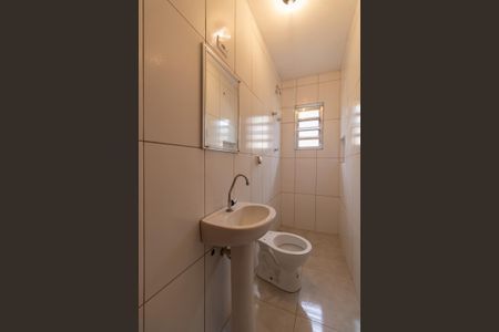 Casa à venda com 80m², 3 quartos e 1 vagaBanheiro