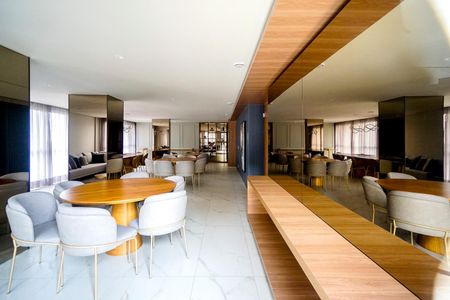 Apartamento para alugar com 100m², 2 quartos e 2 vagasÁrea comum