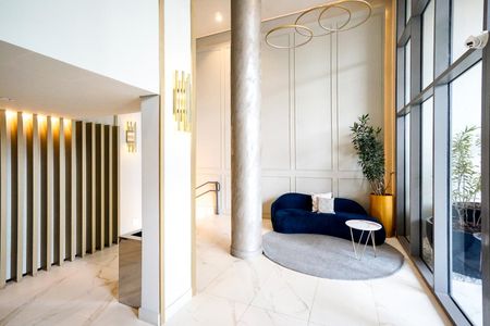 Apartamento para alugar com 100m², 2 quartos e 2 vagasHall social