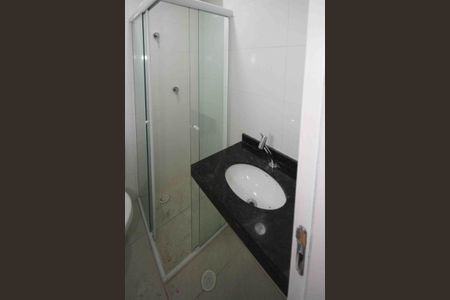 Apartamento para alugar com 39m², 2 quartos e sem vaga Apartamento para alugar com 39m², 2 quartos e sem vagaBanheiro Social