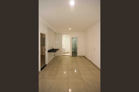 Apartamento para alugar com 39m², 2 quartos e sem vaga Apartamento para alugar com 39m², 2 quartos e sem vagaSala/Cozinha