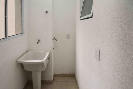 Apartamento para alugar com 39m², 2 quartos e sem vaga Apartamento para alugar com 39m², 2 quartos e sem vagaÁrea de Serviço