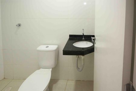 Apartamento para alugar com 38m², 2 quartos e sem vaga Apartamento para alugar com 38m², 2 quartos e sem vagaBanheiro da Suíte