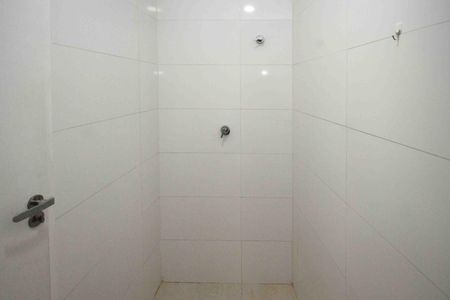 Apartamento para alugar com 38m², 2 quartos e sem vaga Apartamento para alugar com 38m², 2 quartos e sem vagaBanheiro da Social