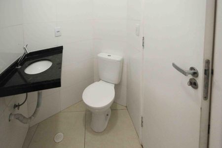 Apartamento para alugar com 38m², 2 quartos e sem vaga Apartamento para alugar com 38m², 2 quartos e sem vagaBanheiro da Social