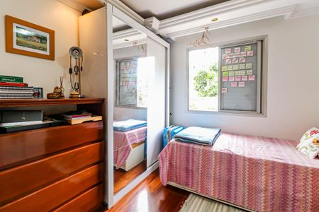 Apartamento à venda com 80m², 3 quartos e 1 vaga Apartamento à venda com 80m², 3 quartos e 1 vagaQuarto 01