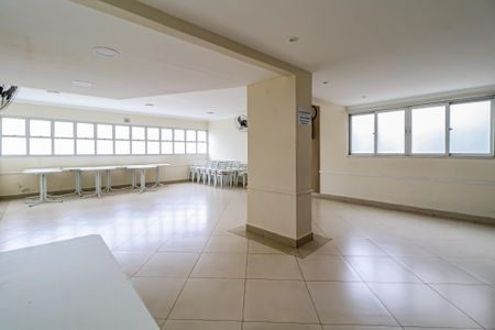 Apartamento à venda com 80m², 3 quartos e 1 vaga Apartamento à venda com 80m², 3 quartos e 1 vagaÁrea comum - Salão de festas