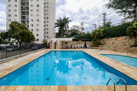 Apartamento à venda com 80m², 3 quartos e 1 vaga Apartamento à venda com 80m², 3 quartos e 1 vagaÁrea comum - Piscina