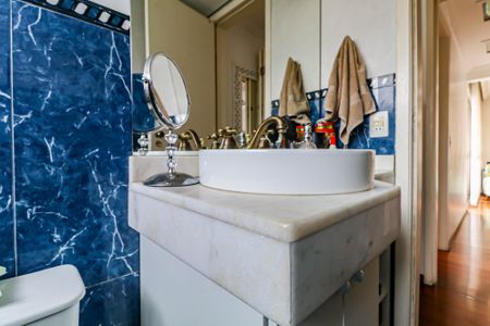 Apartamento à venda com 80m², 3 quartos e 1 vaga Apartamento à venda com 80m², 3 quartos e 1 vagaSuite - Banheiro