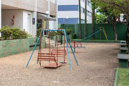 Apartamento à venda com 91m², 3 quartos e 1 vaga Apartamento à venda com 91m², 3 quartos e 1 vagaÁrea comum - Playground