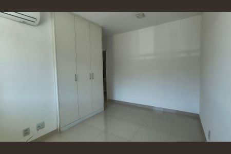 Apartamento à venda com 74m², 2 quartos e 1 vagaSuíte